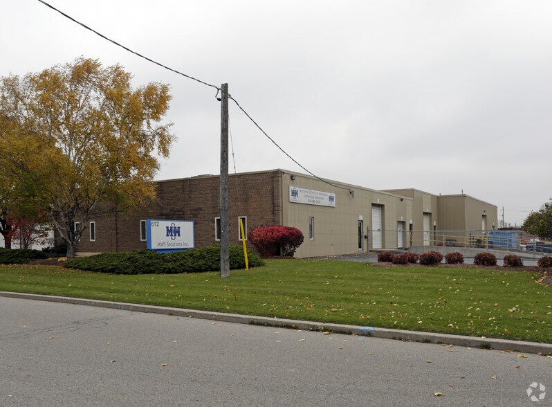 612 Colby Dr, Waterloo, ON à vendre - Photo principale - Image 1 de 1