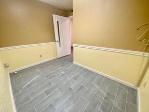 14819 N Cave Creek Rd, Phoenix, AZ for lease Interior Photo- Image 1 of 2