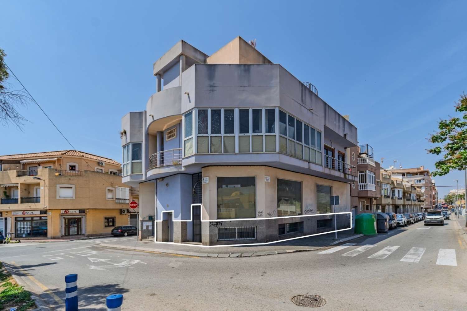 Commerce de détail dans Torrevieja à vendre Photo du bâtiment- Image 1 de 11