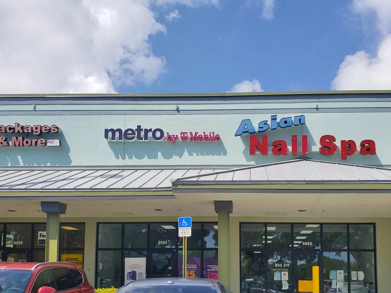 9610 SW 160th St, Miami, FL for lease - Building Photo - Image 2 of 4