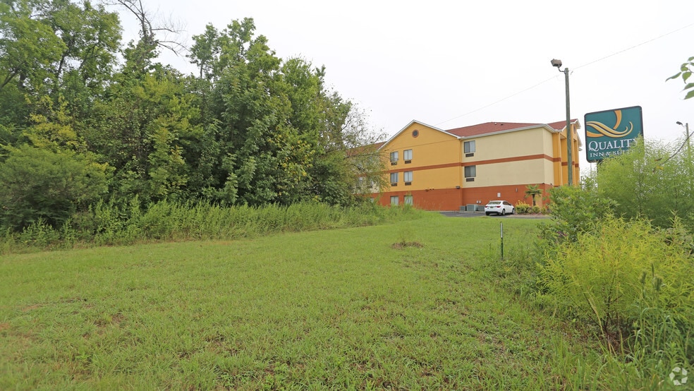 5007 Carmichael Rd, Montgomery, AL for sale - Building Photo - Image 3 of 5