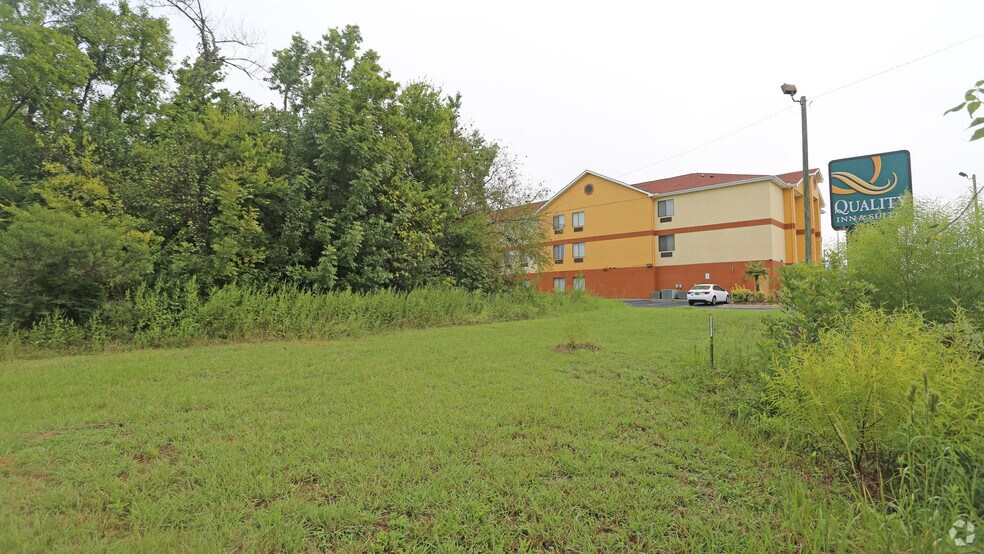 5007 Carmichael Rd, Montgomery, AL à vendre - Photo du bâtiment - Image 3 de 5