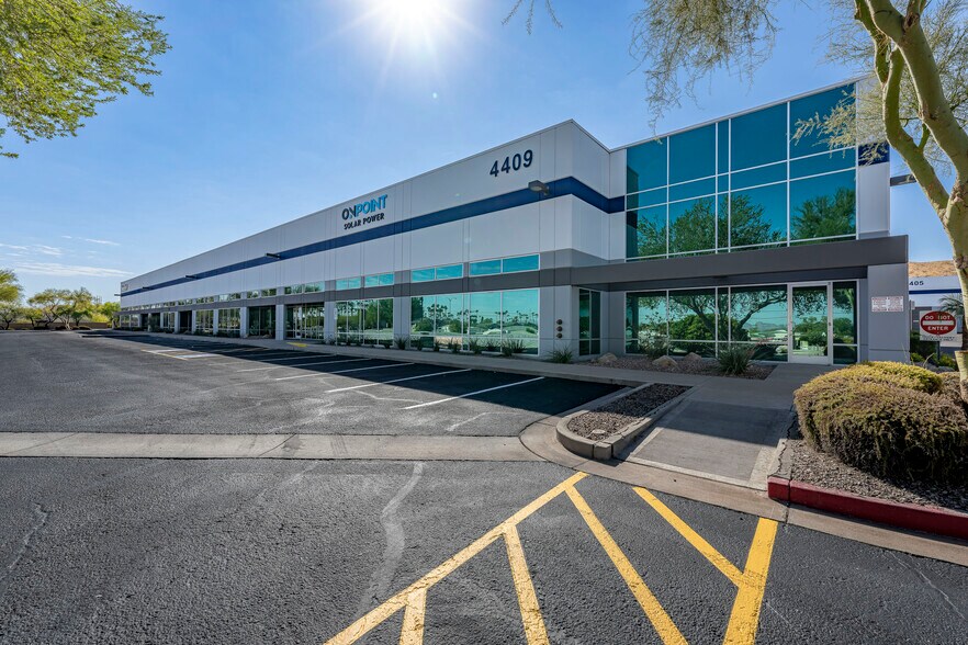 4409 E Baseline Rd, Phoenix, AZ for lease - Building Photo - Image 1 of 15