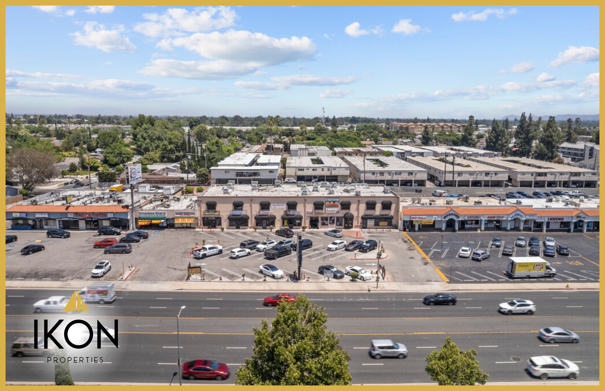 8372 Topanga Canyon Blvd, Los Angeles, CA for lease Primary Photo- Image 1 of 8