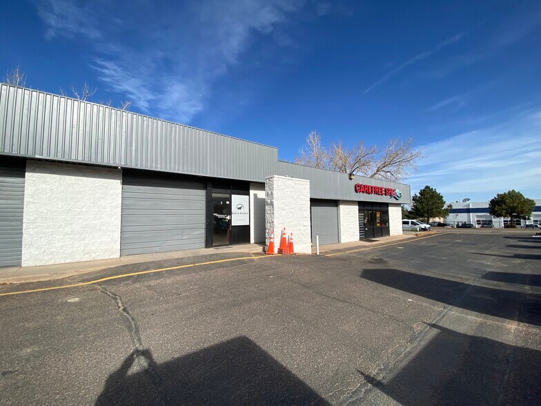 3718-3736 Norwood Dr, Littleton, CO à louer - Photo du bâtiment - Image 2 de 5