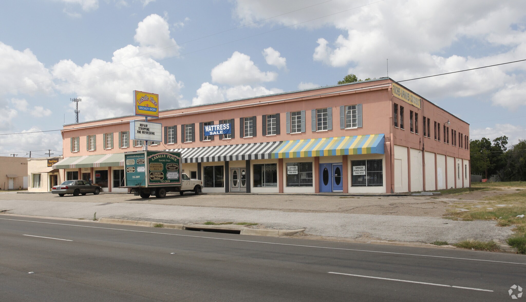 2221 La Salle Ave, Waco, TX for sale Primary Photo- Image 1 of 5