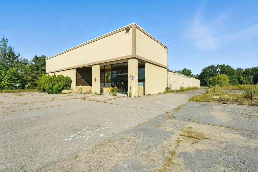 250 Central St, Winchendon, MA à louer - Photo du bâtiment - Image 2 de 16