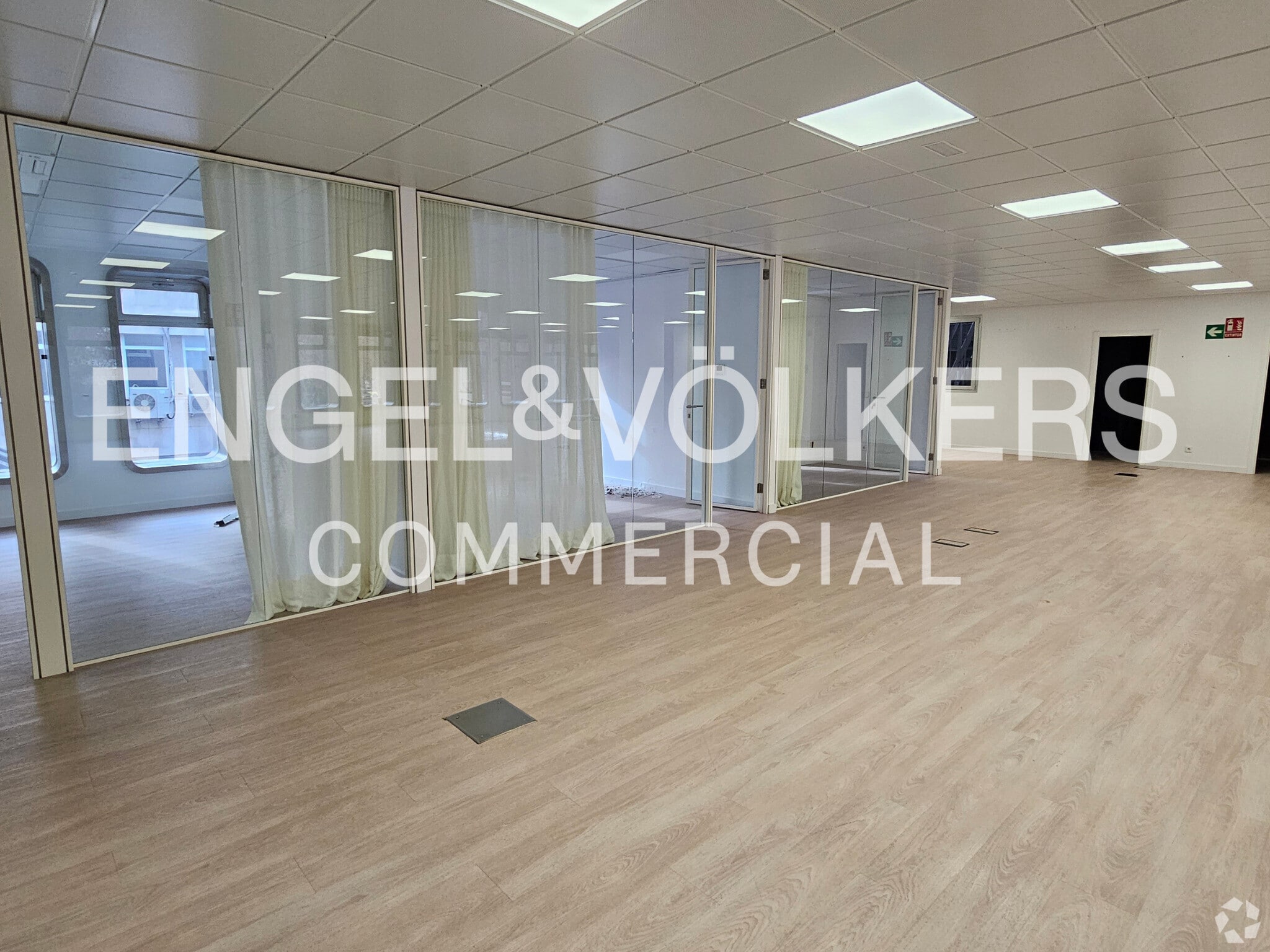 Office in Madrid, Madrid for lease Interior Photo- Image 1 of 2