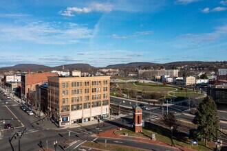 1-3 Colony St, Meriden, CT - Aérien Vue de la carte