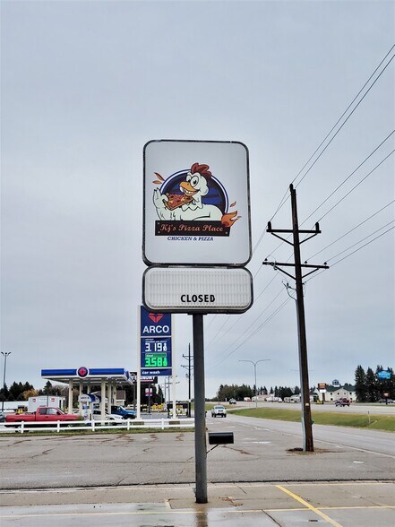 105 SE 2 Hwy, Rugby, ND à vendre - Photo du bâtiment - Image 2 de 14