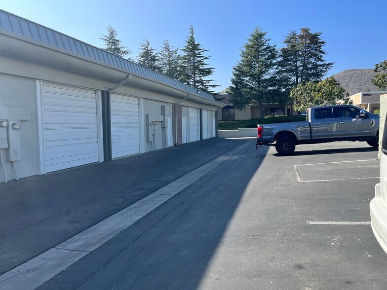 3481 Old Conejo Rd, Newbury Park, CA for lease - Building Photo - Image 3 of 7