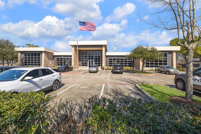 Plus de détails pour 2000 W Parkwood Ave, Friendswood, TX - Bureau à vendre