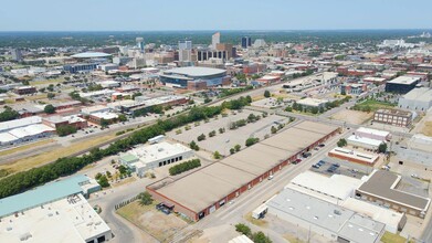 811 E Waterman St, Wichita, KS - AERIAL  map view - Image1