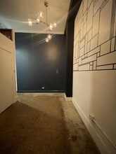 5632-52 N Clark St, Chicago, IL for lease Interior Photo- Image 2 of 5