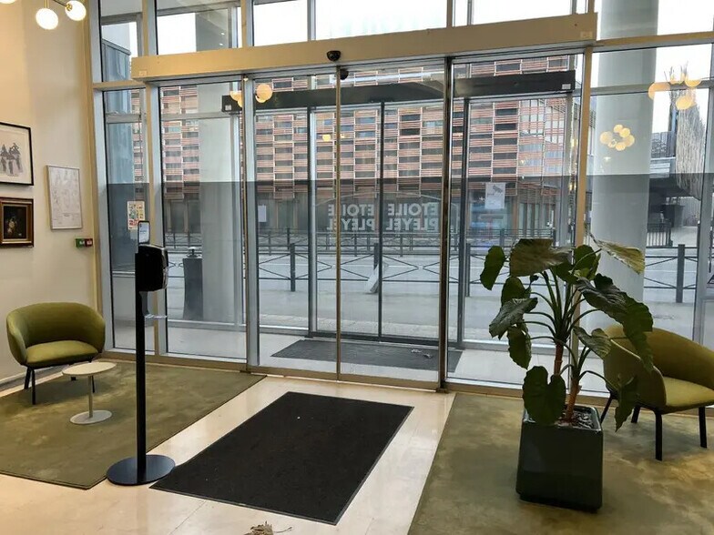 42 Boulevard De La Libération, Saint-Denis for lease - Lobby - Image 2 of 4
