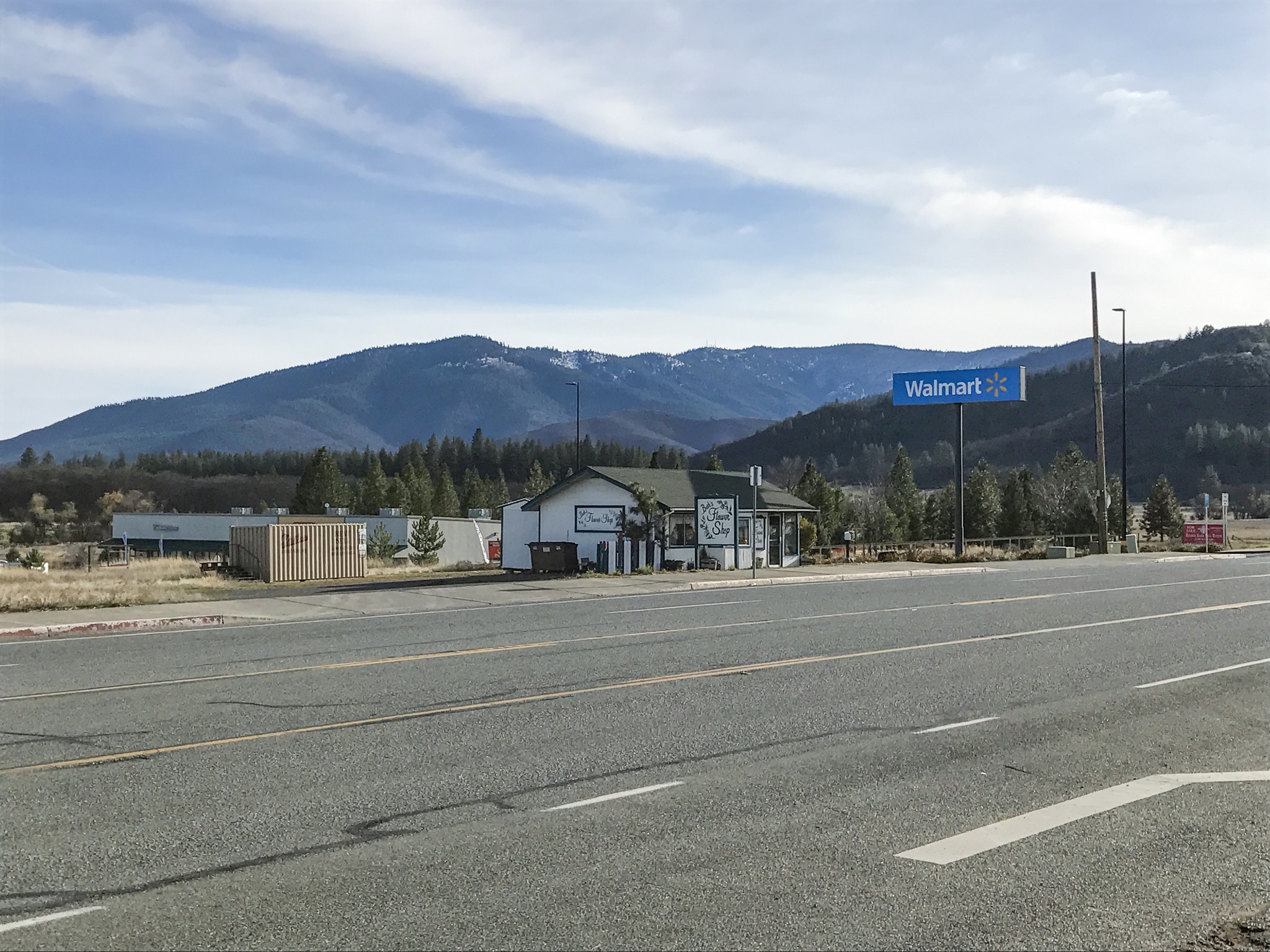 1922 Fort Jones Rd, Yreka, CA for sale Building Photo- Image 1 of 1