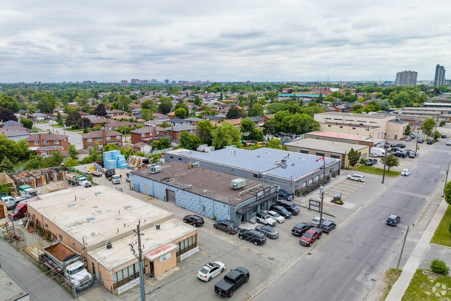 54 Rivalda Rd, Toronto, ON à vendre - Aérien - Image 3 de 3