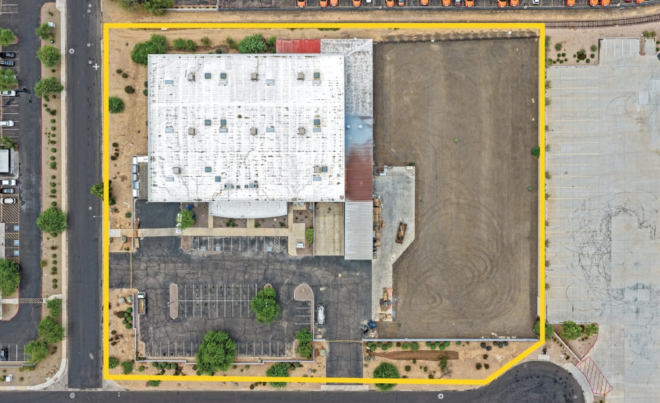602 S 65th Ave, Phoenix, AZ for lease - Building Photo - Image 3 of 15