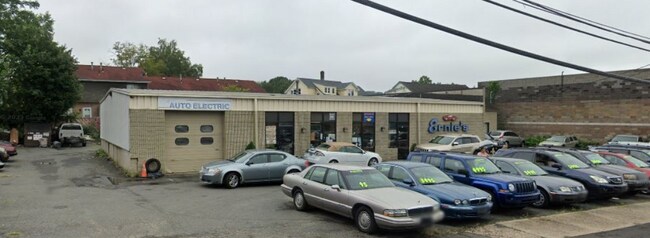 Plus de détails pour 12, 24 & 28 Meriden Rd., Waterbury, CT – à vendre, Waterbury, CT