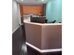 121 S 4th St, Manhattan, KS à louer Photo intérieure- Image 2 de 2