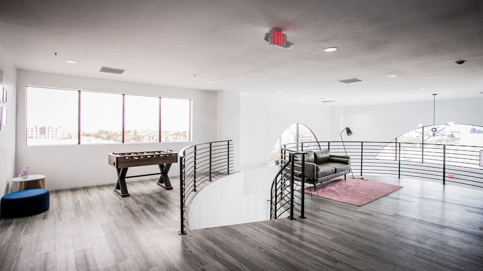 4245 S Grand Canyon Dr, Las Vegas, NV for lease - Interior Photo - Image 2 of 37