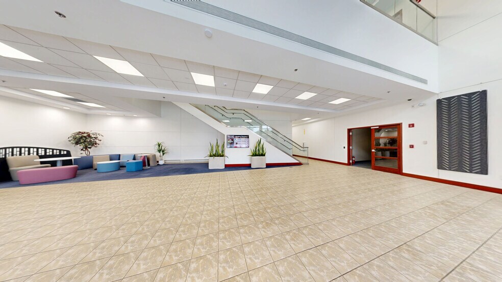 201 Riverneck Rd, Chelmsford, MA à louer - Numérisation 3D de Matterport - Image 2 de 40