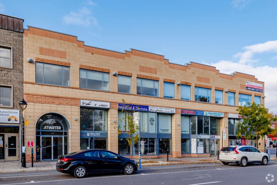 3171-3177 Rue Saint-Jacques, Montréal, QC à louer - Photo du bâtiment - Image 2 de 3
