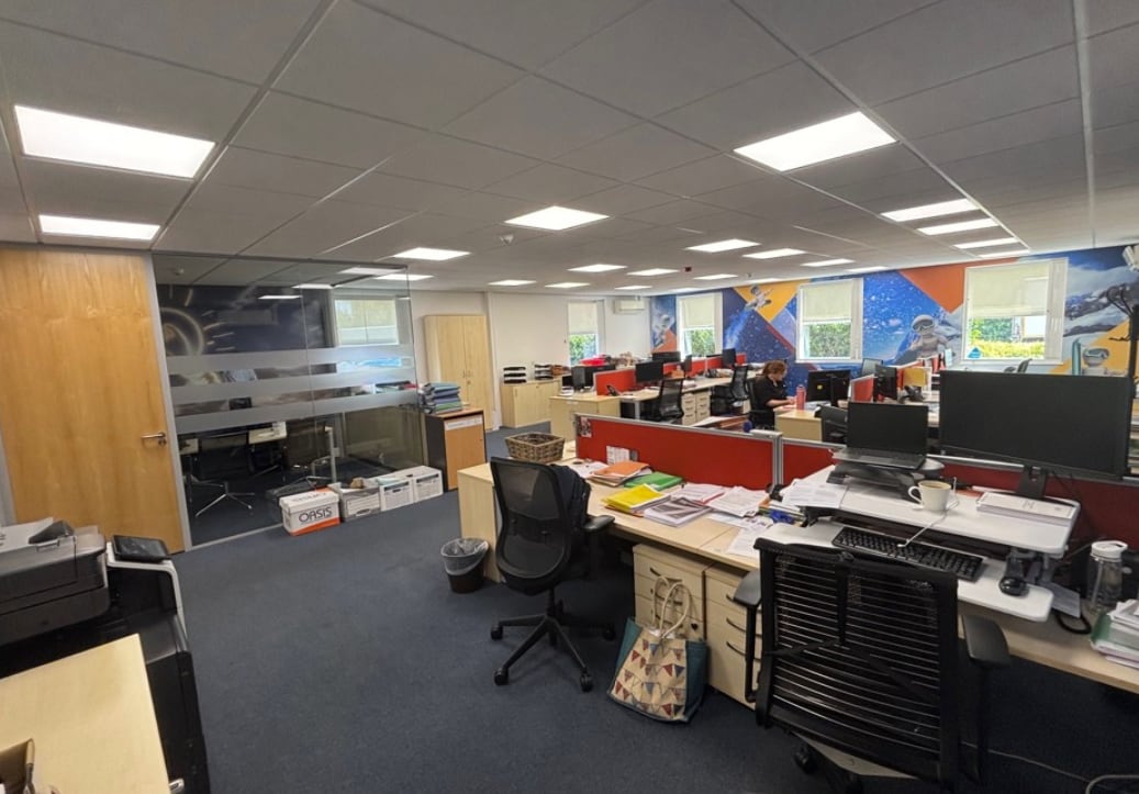 Castle Mound Way, Rugby for lease Interior Photo- Image 1 of 2