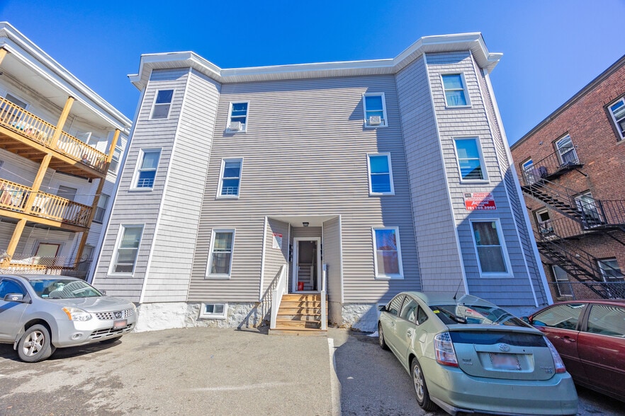 190 Washington St, Lynn, MA à vendre - Photo du bâtiment - Image 2 de 10