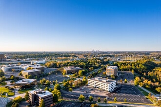 6100 Rockside Woods Blvd, Independence, OH - AERIAL  map view