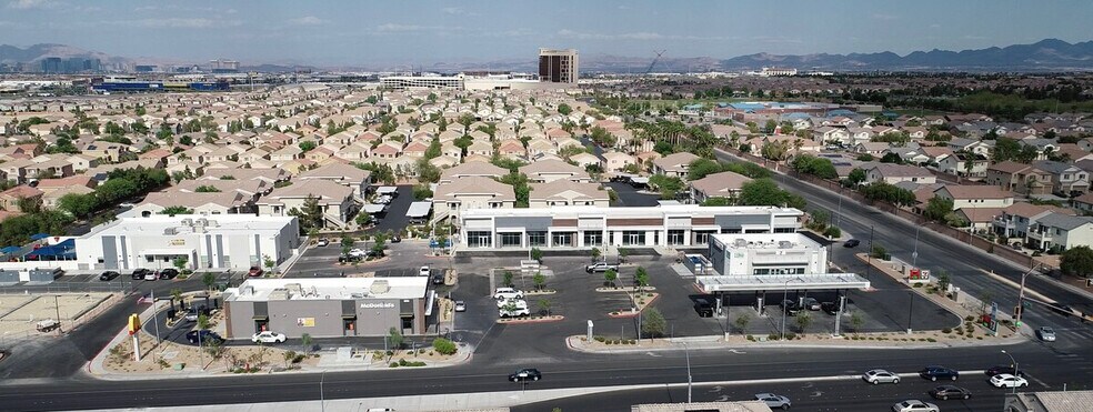 6870 S Fort Apache Rd, Las Vegas, NV à louer - Photo du bâtiment - Image 2 de 11