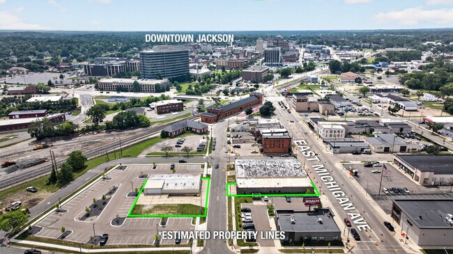 More details for 711 E Michigan Ave, Jackson, MI - Retail for Sale