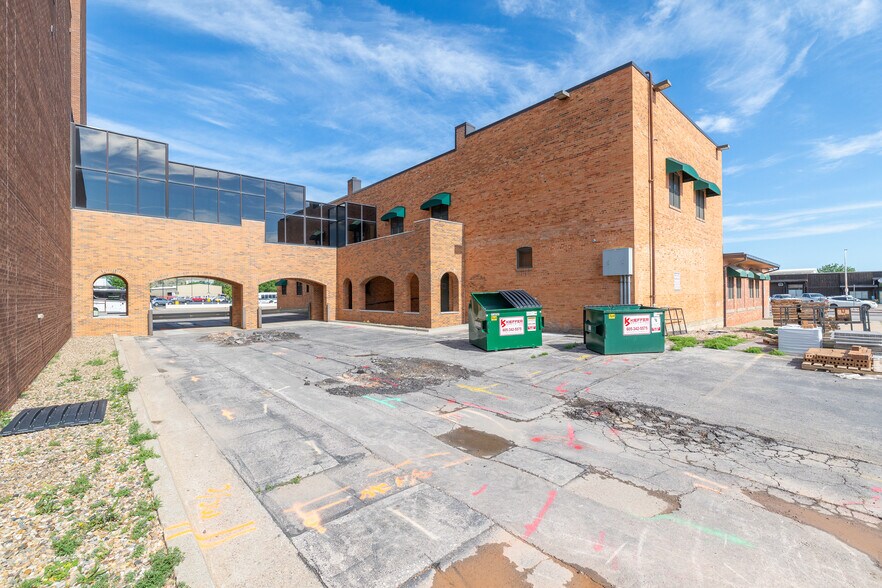 414 N Mount Rushmore Rd, Rapid City, SD à louer - Photo principale - Image 1 de 13