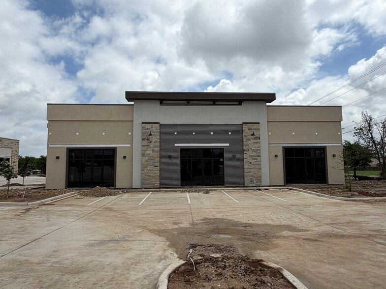 1012 Municipal Dr, Leander, TX à vendre - Photo du bâtiment - Image 2 de 4