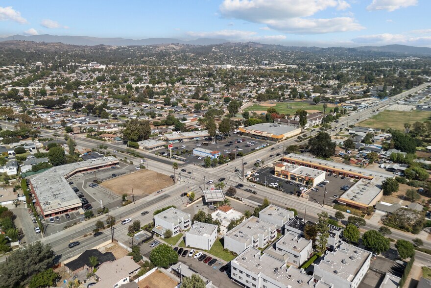 14965 Mulberry Dr, Whittier, CA à louer - Photo du bâtiment - Image 3 de 3