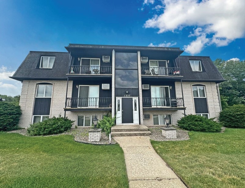 1337 Willow Ct, Schererville, IN à vendre Photo du bâtiment- Image 1 de 10