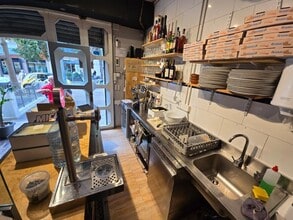 Commerce de détail dans Barcelone, Barcelona à louer Photo intérieure- Image 2 de 13