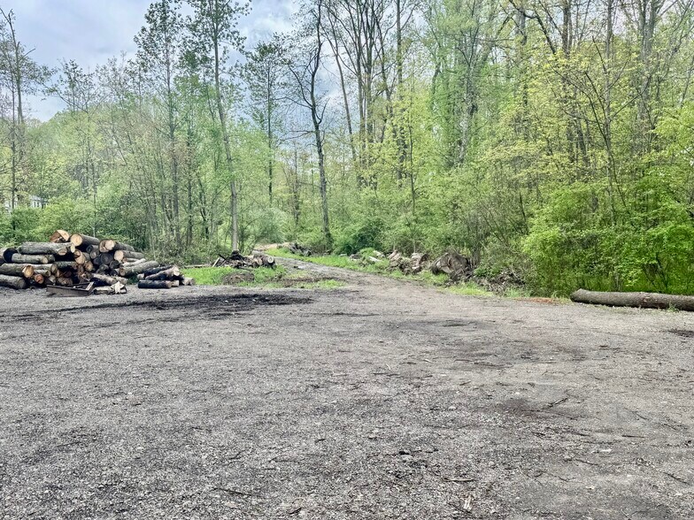 1134 E Turkeyfoot Lake Rd, Akron, OH for sale - Building Photo - Image 2 of 7