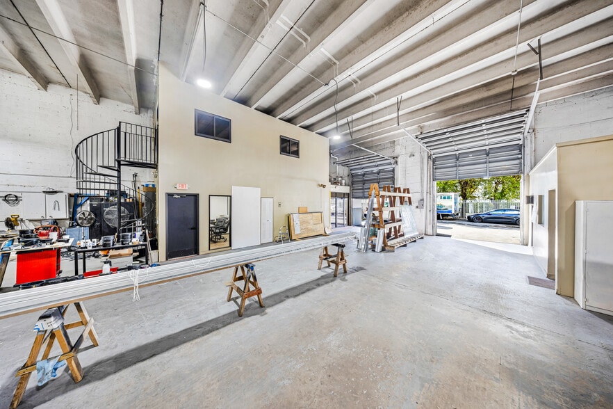 7781-7787 NW 56th St, Miami, FL for sale - Building Photo - Image 3 of 4