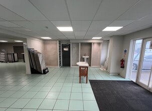 Eleventh Ave, Gateshead for lease Interior Photo- Image 2 of 5