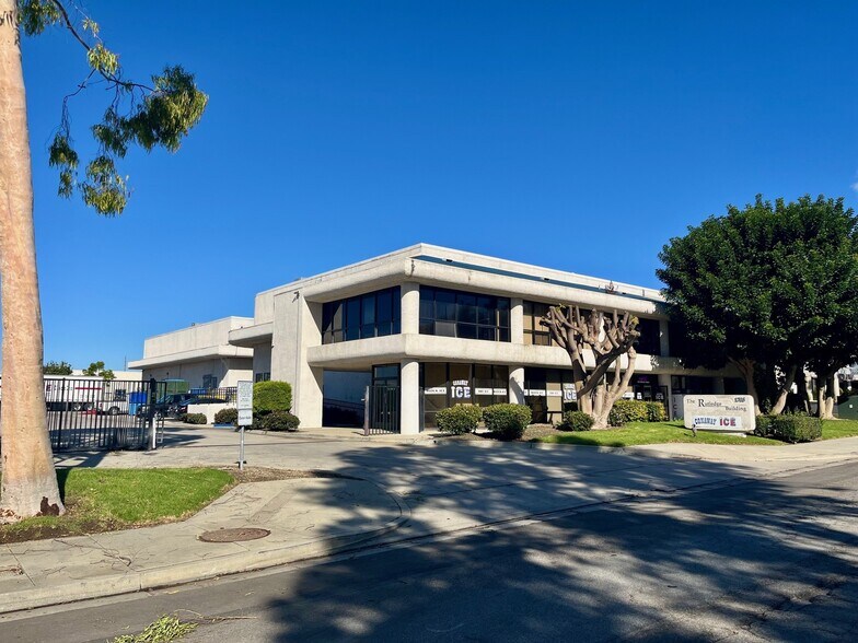 1705 Donlon St, Ventura, CA à vendre - Photo du bâtiment - Image 2 de 51