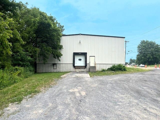 19441 State Route 12F, Brownville, NY à vendre - Photo du bâtiment - Image 3 de 11