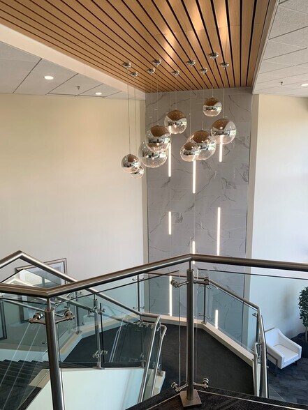 220 Norwood Park S, Norwood, MA à louer - Hall d’entrée - Image 3 de 8