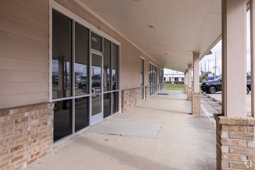 16333 Mueschke Rd, Cypress, TX à louer - Photo du bâtiment - Image 3 de 8