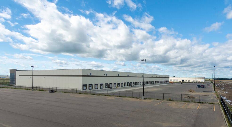 13106 93 Av SW, Edmonton, AB for lease - Building Photo - Image 3 of 3