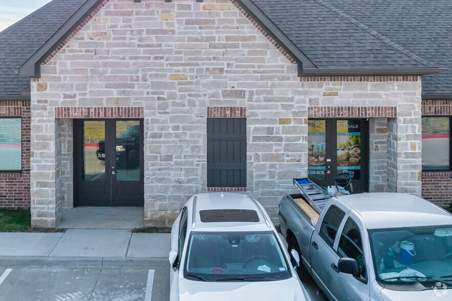 4425 Plano Pky, Carrollton, TX for lease - Building Photo - Image 3 of 4