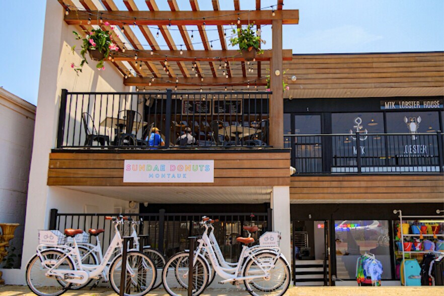 716 Montauk Hwy, Montauk, NY à vendre - Photo du bâtiment - Image 3 de 16