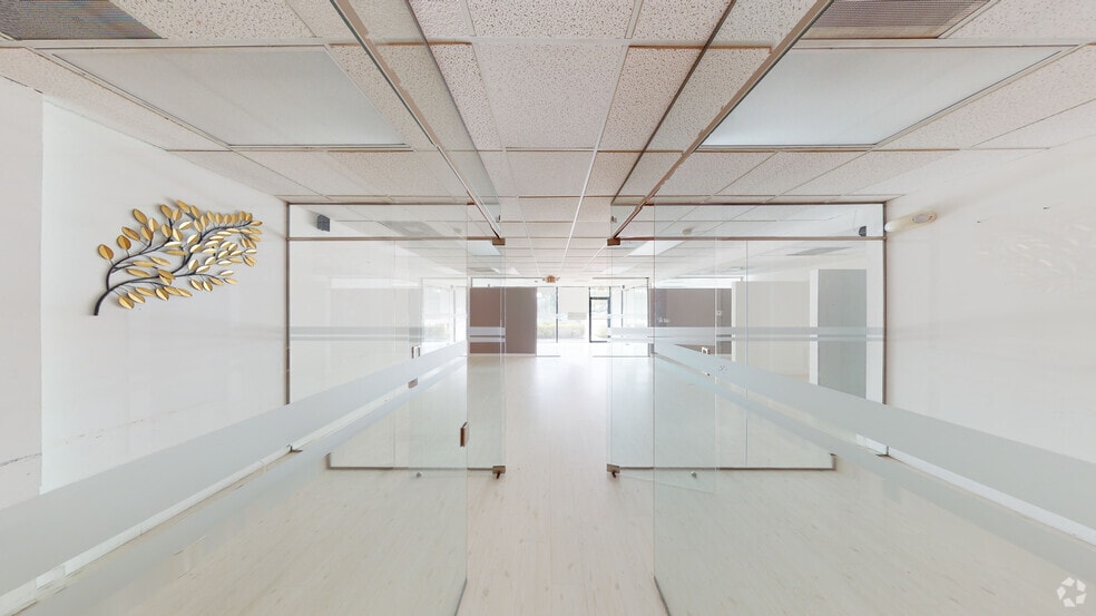 6300-6350 N Powerline Rd, Fort Lauderdale, FL for lease - Matterport 3D Scan - Image 3 of 20