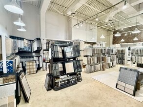 690 Miami Cir NE, Atlanta, GA à louer Photo intérieure- Image 1 de 6