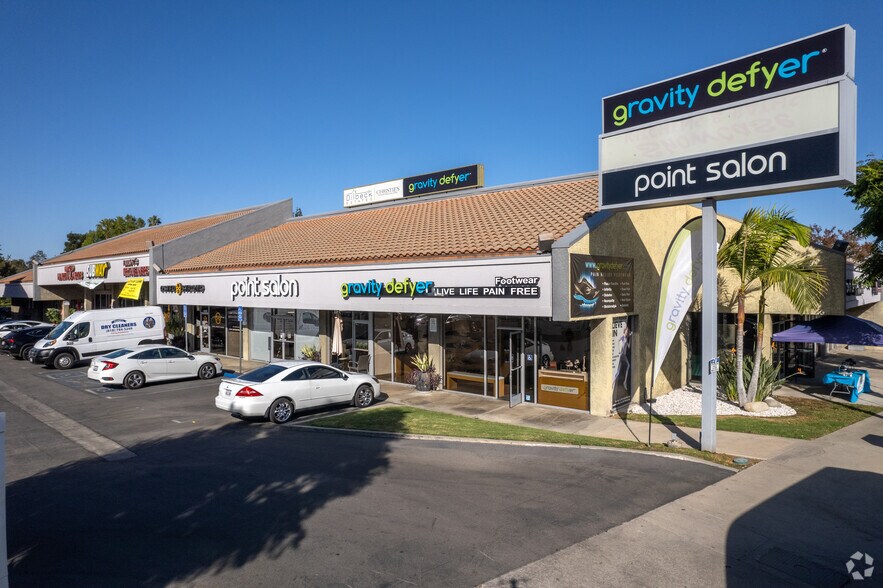 17255-17277 Ventura Blvd, Encino, CA à louer - Photo du bâtiment - Image 2 de 7